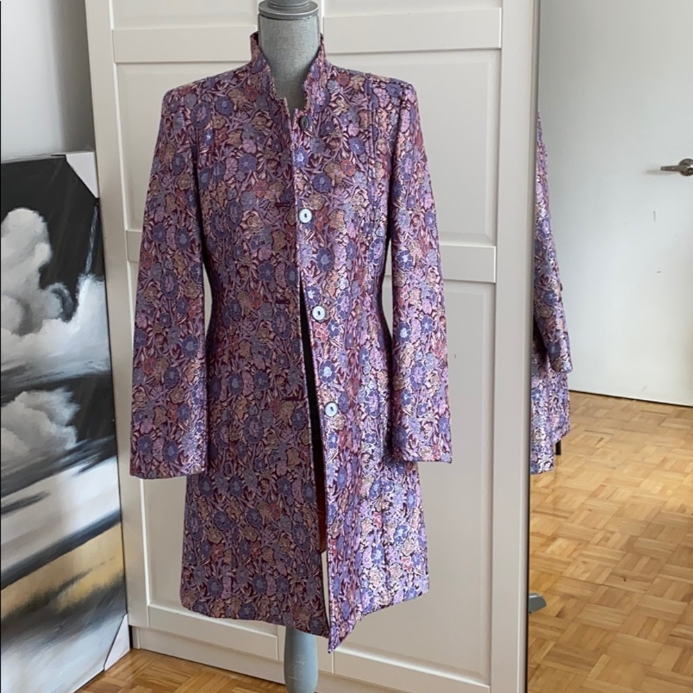 Light dressy coat/jacket - Picture 2 of 9